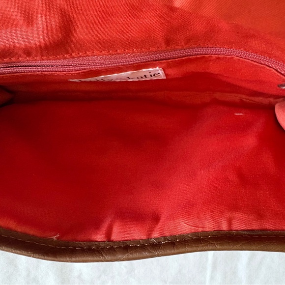 Kelly & Katie Orange Woven Straw Bag - Picture 8 of 11